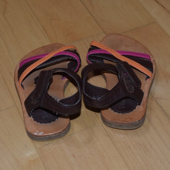 GAP Baby Toddler Girls' Sz 3 Sandals - Some Scuffs - Picture 3 of 5